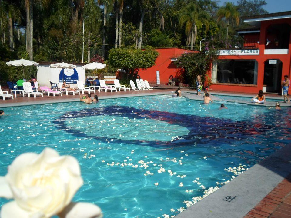 Hotel Fortín de las Flores エクステリア 写真